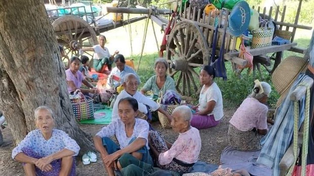 တန့်ဆည်နဲ့ ရေဦးမှာ စစ်ကြောင်းထိုးလို့ အရပ်သားခုနစ်ထောင်ကျော် ထွက်ပြေးနေရ တန့်ဆည်နဲ့ ရေဦးမှာ စစ်ကြောင်းထိုးလို့ အရပ်သားခုနစ်ထောင်ကျော် ထွက်ပြေးနေရ