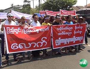 bangladesh-protest-305.jpg bangladesh-protest-305.jpg