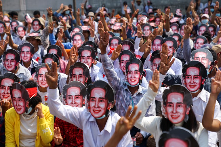 2021-02-28T000000Z_1931050353_RC2L1M9L61VY_RTRMADP_3_MYANMAR-POLITICS.JPG