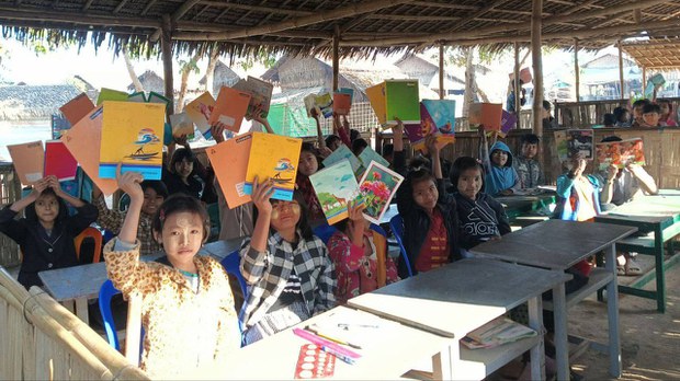 AA သိမ်းထားတဲ့ မြို့နယ်တွေမှာ ကိုယ်ထူကိုယ်ထကျောင်းတွေ ပေါ်ထွက်လာ AA သိမ်းထားတဲ့ မြို့နယ်တွေမှာ ကိုယ်ထူကိုယ်ထကျောင်းတွေ ပေါ်ထွက်လာ