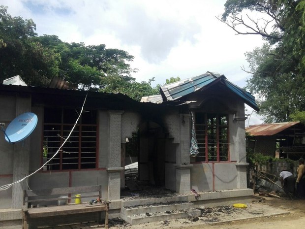 လေကြောင်းတိုက်ခိုက်မှုကြောင့် ဝက်လက်နဲ့ ရွှေဘိုအစပ်က ဒေသခံ ၃၀၀၀ ခန့်ထွက်ပြေး လေကြောင်းတိုက်ခိုက်မှုကြောင့် ဝက်လက်နဲ့ ရွှေဘိုအစပ်က ဒေသခံ ၃၀၀၀ ခန့်ထွက်ပြေး