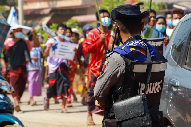 စစ်ကောင်စီလက်ထက် လုယက်မှုတွေပိုများလာ စစ်ကောင်စီလက်ထက် လုယက်မှုတွေပိုများလာ