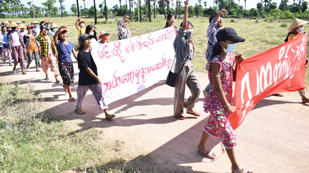 သေဒဏ်ချမှတ်ခံခဲ့ရတဲ့ ဆလိုင်းတင်မောင်ဦး နှစ်ပတ်လည်နေ့ မြို့ကြီးတွေမှာ ဆန္ဒပြ သေဒဏ်ချမှတ်ခံခဲ့ရတဲ့ ဆလိုင်းတင်မောင်ဦး နှစ်ပတ်လည်နေ့ မြို့ကြီးတွေမှာ ဆန္ဒပြ