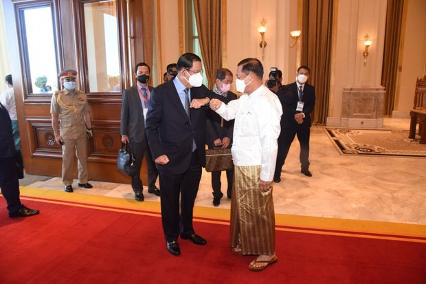အာဆီယံဥက္ကဋ္ဌ မြန်မာနိုင်ငံခရီးစဉ် အာဆီယံခေါင်းဆောင်အများစု မှတ်ချက်မပေး အာဆီယံဥက္ကဋ္ဌ မြန်မာနိုင်ငံခရီးစဉ် အာဆီယံခေါင်းဆောင်အများစု မှတ်ချက်မပေး