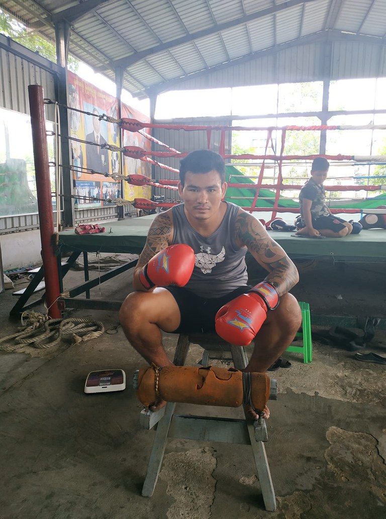 too too2 မြန်မာ့ရိုးရာလက်ဝှေ့ကျော် တူးတူး (နဂါးမာန်) ကို တွေ့ရစဉ်။ (ဓာတ်ပုံ - တူးတူး - နဂါးမာန် ဖေ့စ်ဘွတ်ခ်)