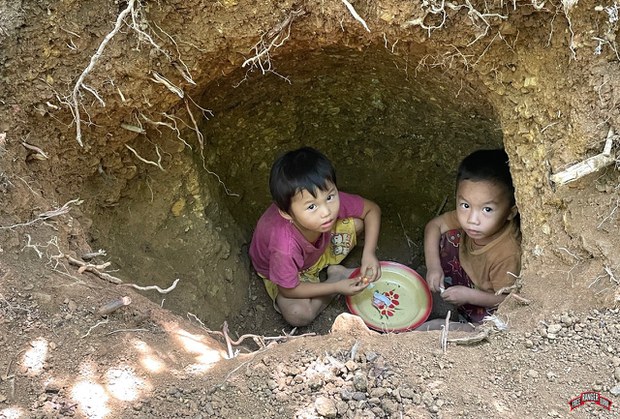 စိတ်ဒဏ်ရာသင့် မြန်မာပြည်က ကလေးများ စိတ်ဒဏ်ရာသင့် မြန်မာပြည်က ကလေးများ