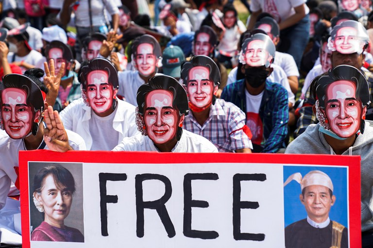 2021-02-28T093709Z_1057922753_RC2L1M9OBPFM_RTRMADP_3_MYANMAR-POLITICS.JPG 2021-02-28T093709Z_1057922753_RC2L1M9OBPFM_RTRMADP_3_MYANMAR-POLITICS.JPG