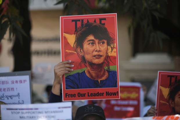 ဒေါ်အောင်ဆန်းစုကြည် သဘောထားနဲ့ ပတ်သက်တဲ့ ကောလာဟလကို ဘာကြောင့်ဖြန့်နေကြတာလဲ ဒေါ်အောင်ဆန်းစုကြည် သဘောထားနဲ့ ပတ်သက်တဲ့ ကောလာဟလကို ဘာကြောင့်ဖြန့်နေကြတာလဲ