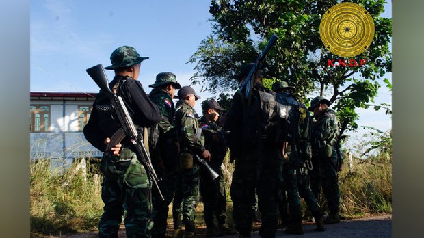ဒီးမော့ဆိုမှာ တိုက်ပွဲပြင်းထန်နေလို့ ဒေသခံတစ်ထောင်နီးပါး ထွက်ပြေးနေရ