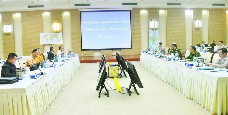 rcss-junta အမျိုးသားစည်းလုံးညီညွတ်ရေးနှင့် ငြိမ်းချမ်းရေး ဖော်ဆောင်မှု ညှိနှိုင်းရေးကော်မတီနှင့် ရှမ်းပြည်ပြန်လည် ထူထောင်ရေးကောင်စီ (RCSS) ကိုယ်စားလှယ်အဖွဲ့တို့ ၂၀၂၃ ခုနှစ် စက်တင်ဘာ ၂၁ ရက်နေ့က နေပြည်တော်တွင် တွေ့ဆုံခဲ့ကြစဉ်။ (Photo: Myanmar Military)