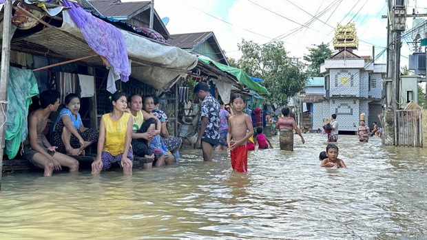 ရေဘေးသင့်နောက်ဆက်တွဲ ကျန်းမာရေးပြဿနာနဲ့ စိုက်ပျိုးသီးနှံဆုံးရှုံးမှုတွေ ကြုံနေရ ရေဘေးသင့်နောက်ဆက်တွဲ ကျန်းမာရေးပြဿနာနဲ့ စိုက်ပျိုးသီးနှံဆုံးရှုံးမှုတွေ ကြုံနေရ