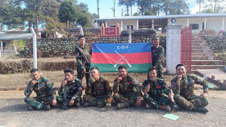 ချင်းပြည်နယ် မင်းတပ်မြို့တွင် CDF တပ်ဖွဲ့ဝင်များအား ၂၀၂၄ ခုနှစ်၊ ဒီဇင်ဘာလ ၂၃ ရက်နေ့က တွေ့ရစဉ်။ (Yaw Mang Photo)