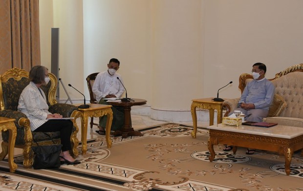 စစ်ခေါင်းဆောင်နဲ့ သြစတြေးလျသံအမတ် ဘာကြောင့်တွေ့ခဲ့တာလဲ