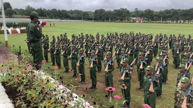 ရပ်ကွက်၊ ကျေးရွာအထိ လက်နက်တပ်ဆင်မဲ့ ဗဟိုကြီးကြပ်ရေးအဖွဲ့ စစ်ကောင်စီ ဖွဲ့စည်း ရပ်ကွက်၊ ကျေးရွာအထိ လက်နက်တပ်ဆင်မဲ့ ဗဟိုကြီးကြပ်ရေးအဖွဲ့ စစ်ကောင်စီ ဖွဲ့စည်း