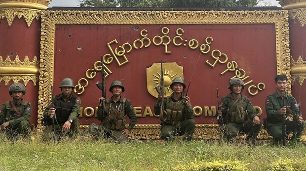 ရမခတိုင်း စစ်ဌာနချုပ်ကို စစ်ကောင်စီ ပြန်လည်သိမ်းပိုက်နိုင်ဖို့ မဖြစ်နိုင်ကြောင်း NUG ပြော ရမခတိုင်း စစ်ဌာနချုပ်ကို စစ်ကောင်စီ ပြန်လည်သိမ်းပိုက်နိုင်ဖို့ မဖြစ်နိုင်ကြောင်း NUG ပြော