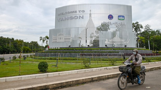 yangon.jpg yangon.jpg
