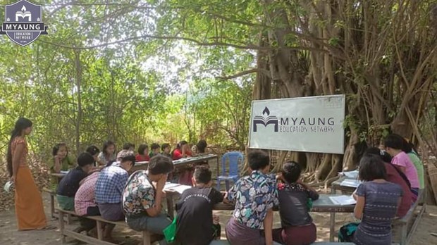 students-in-sagaing.jpg students-in-sagaing.jpg
