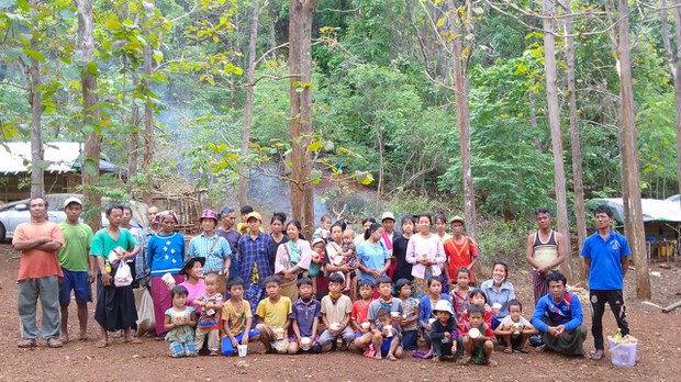ကရင်နီဒုက္ခသည်တွေ ဆောင်းရာသီအတွက် အကူအညီ လိုအပ်နေ