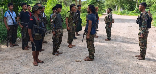 စစ်တပ်ထောက်ပို့လမ်းကြောင်းတွေကို မဟာမိတ်အဖွဲ့တွေ ဖြတ်တောက်