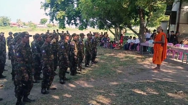 ကျွန်းလှမှာ ပျူစောထီးစစ်သင်တန်းတက်ဖို့ ဒေသခံတွေဖိအားပေးခံနေရ ကျွန်းလှမှာ ပျူစောထီးစစ်သင်တန်းတက်ဖို့ ဒေသခံတွေဖိအားပေးခံနေရ