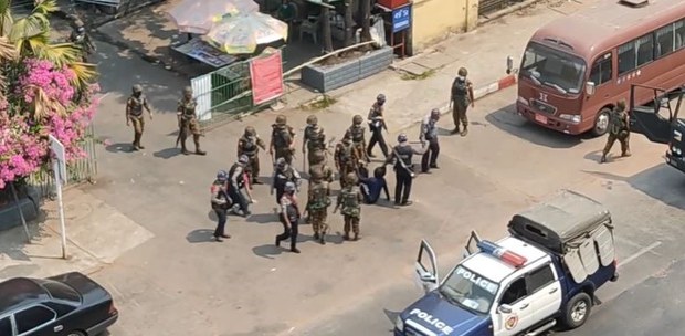police-arrested-civilian police-arrested-civilian