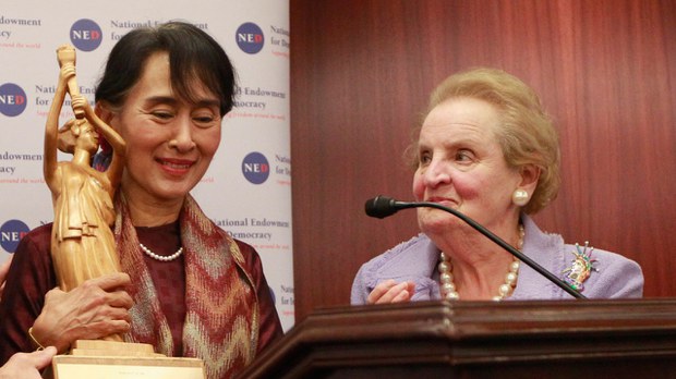 madeleine-albright-dassk.jpg madeleine-albright-dassk.jpg