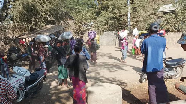 မကွေးတိုင်းက စစ်အုပ်ချုပ်ရေးထုတ်ထားတဲ့ မြို့နယ်တွေမှာ အထွေထွေကျပ်တည်းလာ မကွေးတိုင်းက စစ်အုပ်ချုပ်ရေးထုတ်ထားတဲ့ မြို့နယ်တွေမှာ အထွေထွေကျပ်တည်းလာ