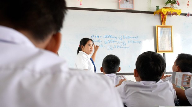 ရွှေ့ပြောင်းကလေးတွေကို ပညာသင်ခွင့်ပေးဖို့ လူ့အခွင့်အရေးလှုပ်ရှားသူတွေ တောင်းဆို ရွှေ့ပြောင်းကလေးတွေကို ပညာသင်ခွင့်ပေးဖို့ လူ့အခွင့်အရေးလှုပ်ရှားသူတွေ တောင်းဆို