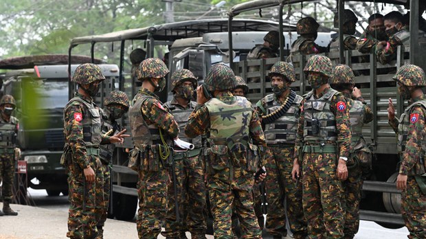ဒီမိုကရေစီရေးလှုပ်ရှားသူတွေကို သုတ်သင်ရှင်းလင်းမယ်လို့ အာဏာသိမ်းစစ်ကောင်စီက ကြွေးကြော် ဒီမိုကရေစီရေးလှုပ်ရှားသူတွေကို သုတ်သင်ရှင်းလင်းမယ်လို့ အာဏာသိမ်းစစ်ကောင်စီက ကြွေးကြော်