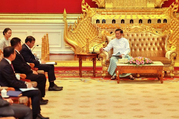 ကြိုတင်ကန့်သတ်ချက်တွေကြောင့် စစ်မှန်တဲ့ဆွေးနွေးပွဲ ဖြစ်မလာနိုင် ကြိုတင်ကန့်သတ်ချက်တွေကြောင့် စစ်မှန်တဲ့ဆွေးနွေးပွဲ ဖြစ်မလာနိုင်