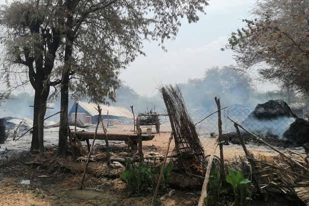 စစ်ကိုင်းတိုင်း တောင်မွှာရွာမှာ လူ ငါးဦး အသတ်ခံရပြီး ရွာလုံးကျွတ်မီးရှို့ခံရ စစ်ကိုင်းတိုင်း တောင်မွှာရွာမှာ လူ ငါးဦး အသတ်ခံရပြီး ရွာလုံးကျွတ်မီးရှို့ခံရ