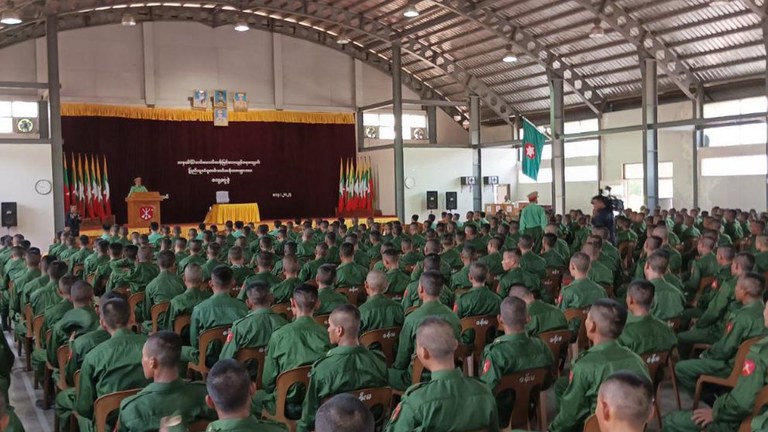 ပြည်သူ့စစ်မှုထမ်းသင်တန်းသားများကို ၂၀၂၄ ခုနှစ်၊ ဧပြီလ ၈ ရက်နေ့က တွေ့ရစဥ်။