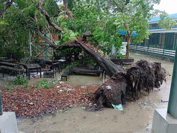 မြန်မာနိုင်ငံမှာ မိုခါမုန်တိုင်းကြောင့် ခြောက်ဦးသေဆုံး မြန်မာနိုင်ငံမှာ မိုခါမုန်တိုင်းကြောင့် ခြောက်ဦးသေဆုံး