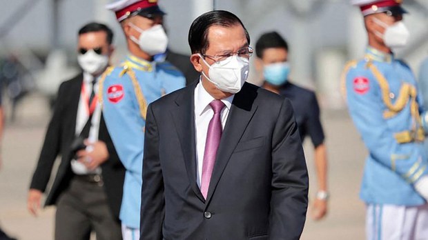 hunsen1.jpeg hunsen1.jpeg