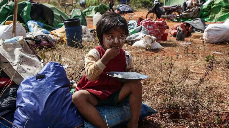 kayah-child.jpg kayah-child.jpg