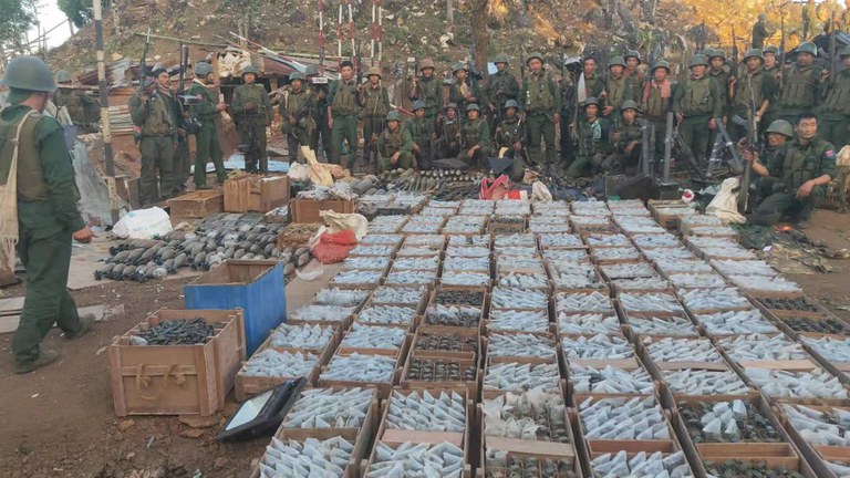 ကိုးကန့်တပ်မတော် (MNDAA) မှ စစ်ကောင်စီ၏ တုံရှမ်ထုံ တာကန်ထန်စခန်းအား ၂၀၂၃ ခုနှစ် နိုဝင်ဘာလ ၅ ရက်နေ့က သိမ်းယူခဲ့စဉ်။ (Photo: The Kokang)