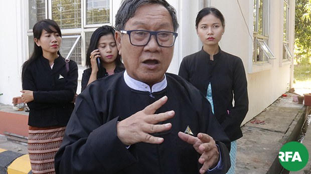 zawmaung-lawyer-622.jpg
