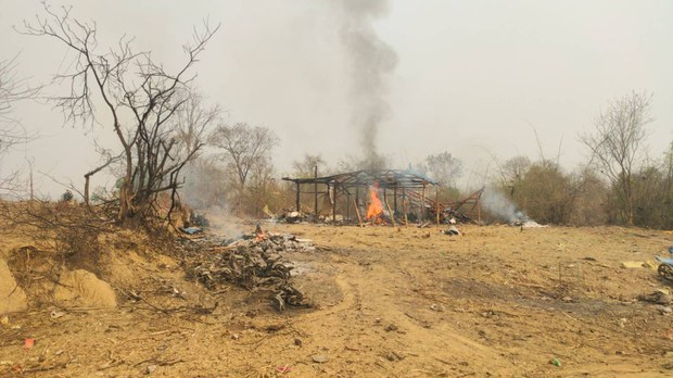 ပဇီကြီးရွာ ထပ်မံတိုက်ခိုက်ဖျက်ဆီးခံရ ပဇီကြီးရွာ ထပ်မံတိုက်ခိုက်ဖျက်ဆီးခံရ