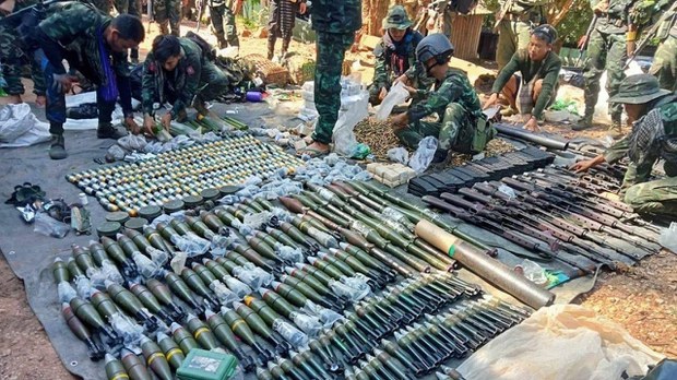 နိုင်ငံရေးအရဖြေရှင်းရေးတိုက်တွန်းချက် လက်တွေ့မဖြစ်နိုင်ကြောင်း EAOs အဖွဲ့တွေပြော နိုင်ငံရေးအရဖြေရှင်းရေးတိုက်တွန်းချက် လက်တွေ့မဖြစ်နိုင်ကြောင်း EAOs အဖွဲ့တွေပြော