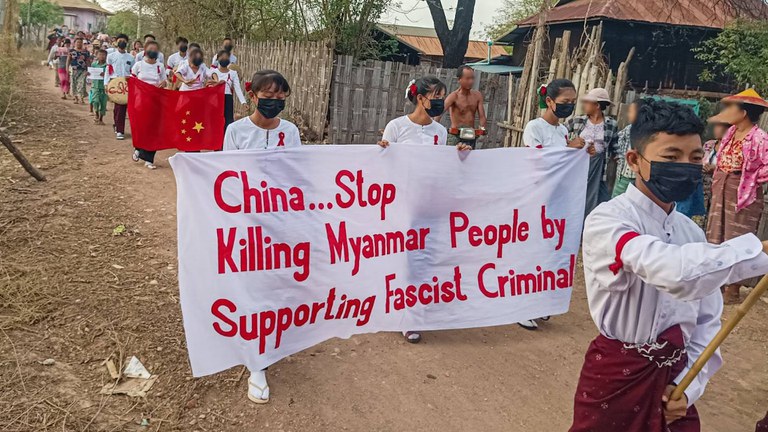 china6.jpg china6.jpg
