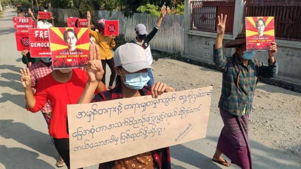 ကလေးမြို့မှာ လမ်းပေါ်ထွက်ဆန္ဒပြမှု ရက်ပေါင်း လေးရာပြည့် ကလေးမြို့မှာ လမ်းပေါ်ထွက်ဆန္ဒပြမှု ရက်ပေါင်း လေးရာပြည့်