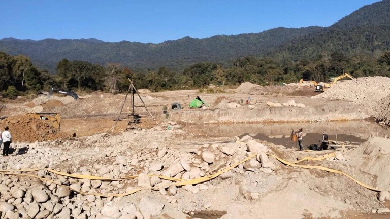 putao-gold-mining ကချင်ပြည်နယ် ပူတာအိုဒေသတွင် ရွှေတူးဖော်နေသည့်လုပ်ကွက်အချို့ကို ၂၀၂၅ ခုနှစ်၊ ဇန်နဝါလအတွင်းက တွေ့ရစဉ်။ (Citizen Photo)