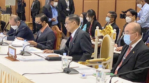 လူသားချင်းစာနာမှု အစည်းအဝေးမှာ စစ်ကောင်စီကို နေရာပေးခဲ့လို့ အာဆီယံ ဝေဖန်ခံရ လူသားချင်းစာနာမှု အစည်းအဝေးမှာ စစ်ကောင်စီကို နေရာပေးခဲ့လို့ အာဆီယံ ဝေဖန်ခံရ