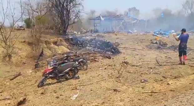 ပဇီကြီးရွာတိုက်ခိုက်ခံရမှု စစ်ရာဇဝတ်မှုအဖြစ် နိုင်ငံတကာဝေဖန် ပဇီကြီးရွာတိုက်ခိုက်ခံရမှု စစ်ရာဇဝတ်မှုအဖြစ် နိုင်ငံတကာဝေဖန်