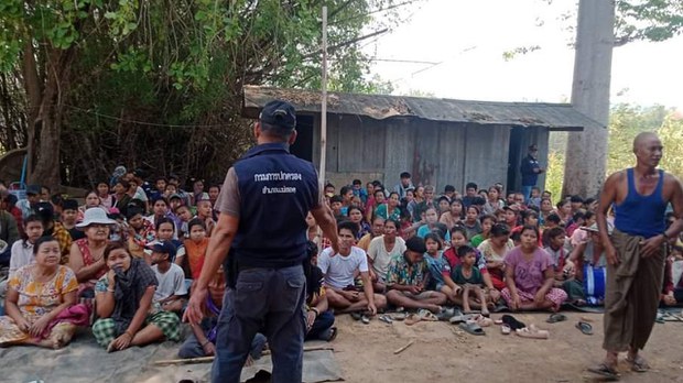 ရွှေကုက္ကိုတိုက်ပွဲကြောင့် ဒုက္ခသည်တစ်သောင်းကျော် ထိုင်းနိုင်ငံဘက် ထွက်ပြေး ရွှေကုက္ကိုတိုက်ပွဲကြောင့် ဒုက္ခသည်တစ်သောင်းကျော် ထိုင်းနိုင်ငံဘက် ထွက်ပြေး