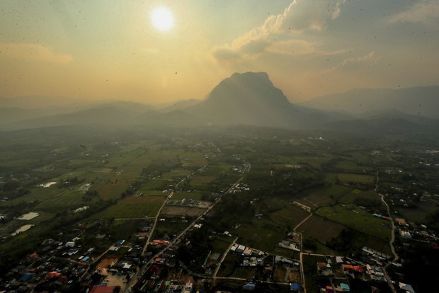 ထိုင်းမြောက်ပိုင်းနဲ့ လာအိုက မီးခိုးမြူပြဿနာ ထိုင်းမြောက်ပိုင်းနဲ့ လာအိုက မီးခိုးမြူပြဿနာ