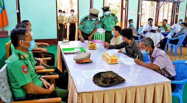 အလင်းဝင်ဖို့ ဖိတ်ခေါ်ရင်း စစ်ကောင်စီဘက်က ဖမ်းဆီးသတ်ဖြတ်မှုတွေ ဆက်ကျူးလွန်နေ အလင်းဝင်ဖို့ ဖိတ်ခေါ်ရင်း စစ်ကောင်စီဘက်က ဖမ်းဆီးသတ်ဖြတ်မှုတွေ ဆက်ကျူးလွန်နေ