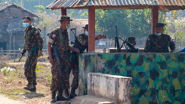 စစ်တပ်ကို စွန့်ခွာထွက်ပြေးတဲ့ စစ်သည် နှစ်ထောင်ကျော်ရှိ