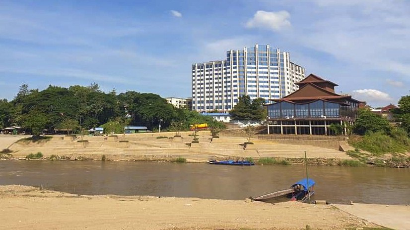 ကရင်ပြည်နယ်၊ မြဝတီမြို့နယ်၊ ရွှေကုက္ကိုမြို့သစ်တစ်နေရာကို ၂၀၂၃ ခုနှစ်၊ နိုဝင်ဘာလတွင် တွေ့ရစဉ်။ (Photo: RFA)