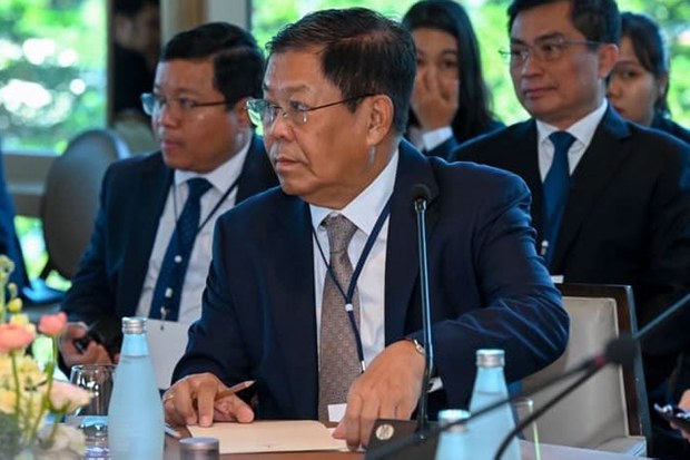 ထိုင်းဆွေးနွေးပွဲမှာ ရွေးကောက်ပွဲအစီအစဉ်တွေ စစ်ကောင်စီဝန်ကြီး ဆွေးနွေး ထိုင်းဆွေးနွေးပွဲမှာ ရွေးကောက်ပွဲအစီအစဉ်တွေ စစ်ကောင်စီဝန်ကြီး ဆွေးနွေး